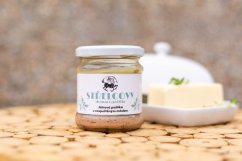 Játrová paštika s rozpuštěným máslem