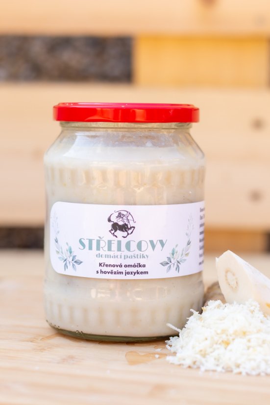 Jemná křenová omáčka s vařeným hovězím jazykem