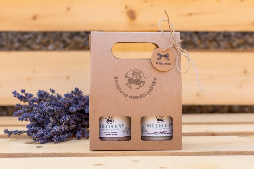 Kartonová dárková krabička