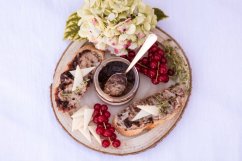 Játrová paštika s rybízem